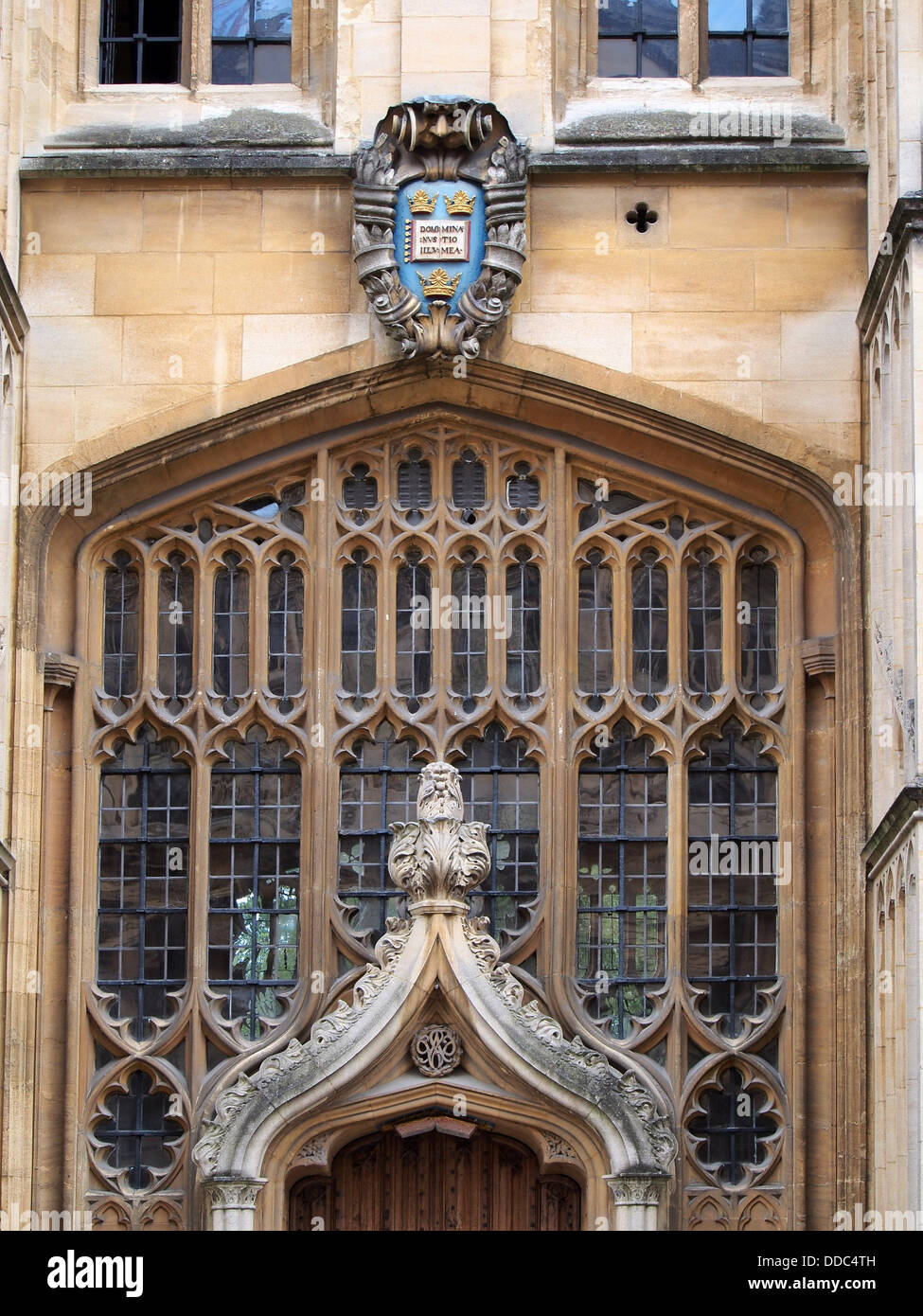 Oxford University, Divinity School, detail of windows from the outside Stock Photo