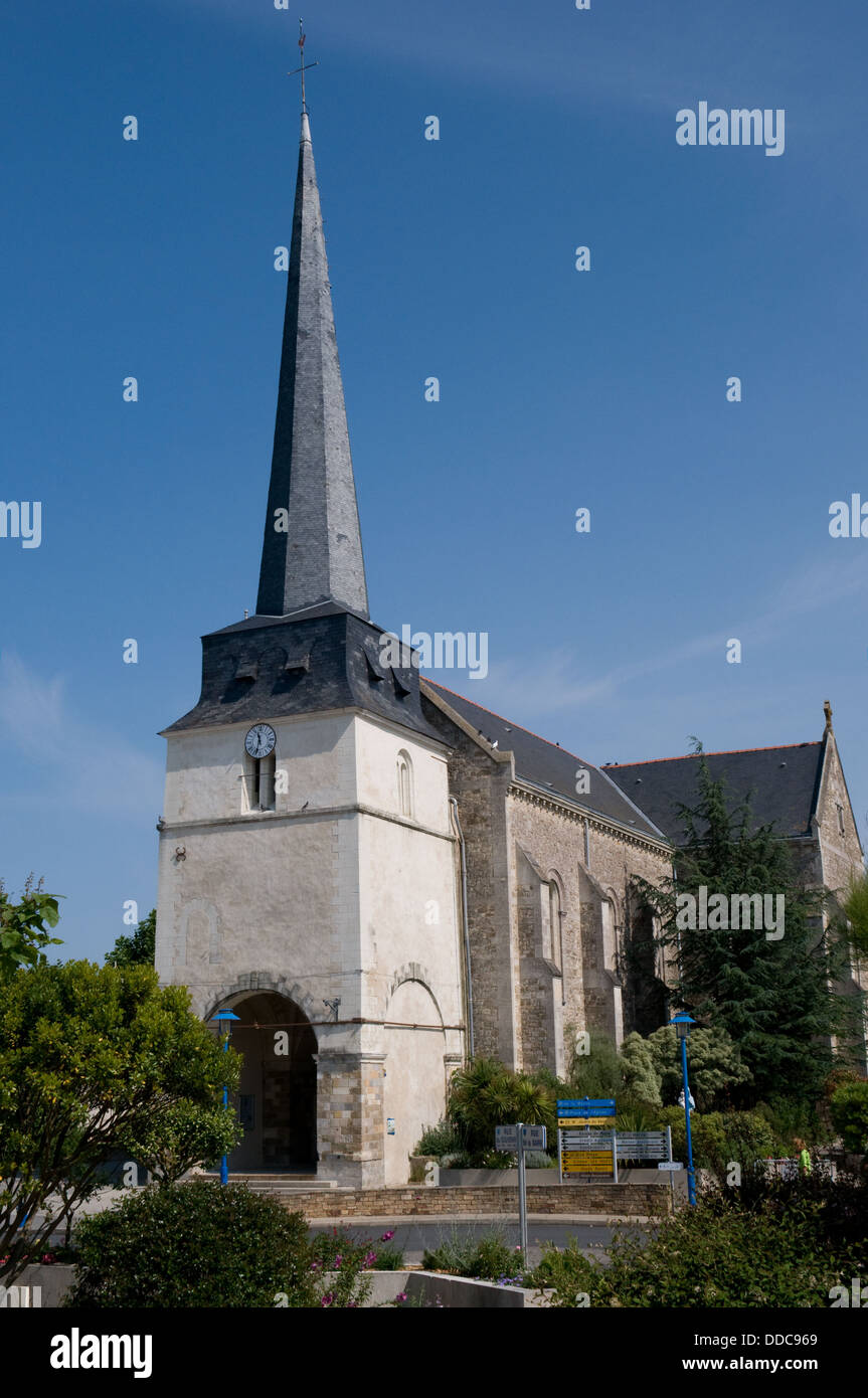 The church of Notre Dame de l'Ascencion stands in  Notre Dame-de-Monts Vendée, Pays de la Loire, France Stock Photo