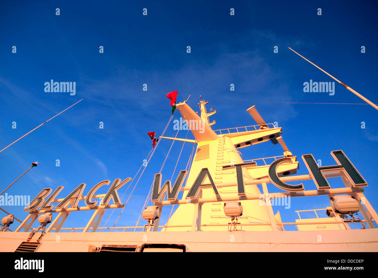 The mast of a cruise ship, against a blue sky Stock Photo - Alamy