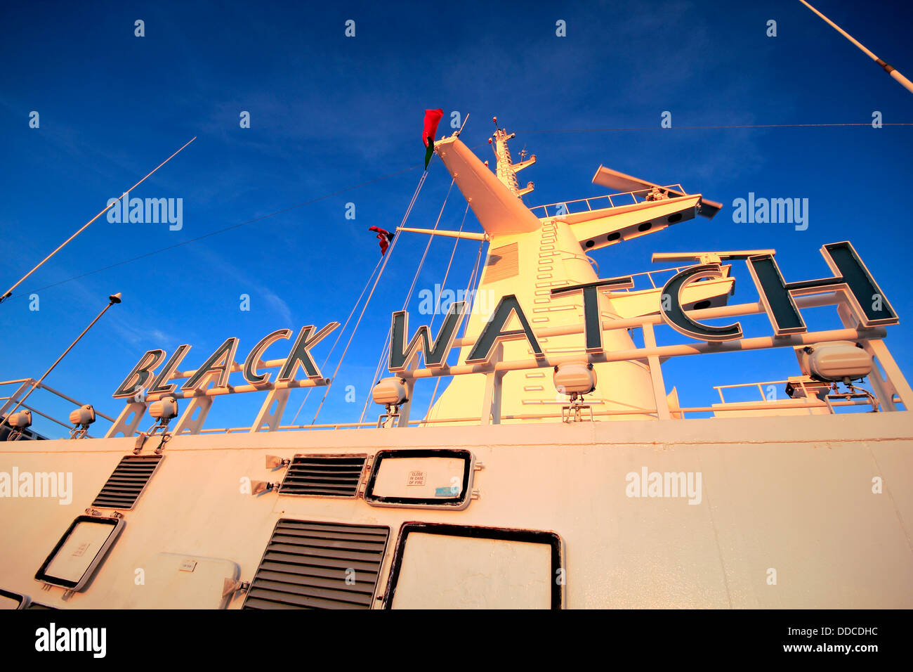 The mast of a cruise ship, against a blue sky Stock Photo - Alamy