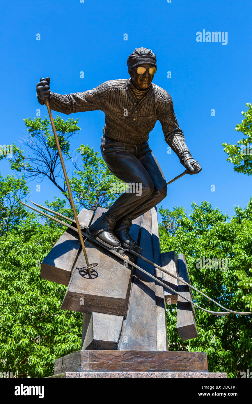 George W Lundeen sculpture of skier in front of the Colorado Springs Pioneer Museum in downtown Colorado Springs, Colorado, USA Stock Photo