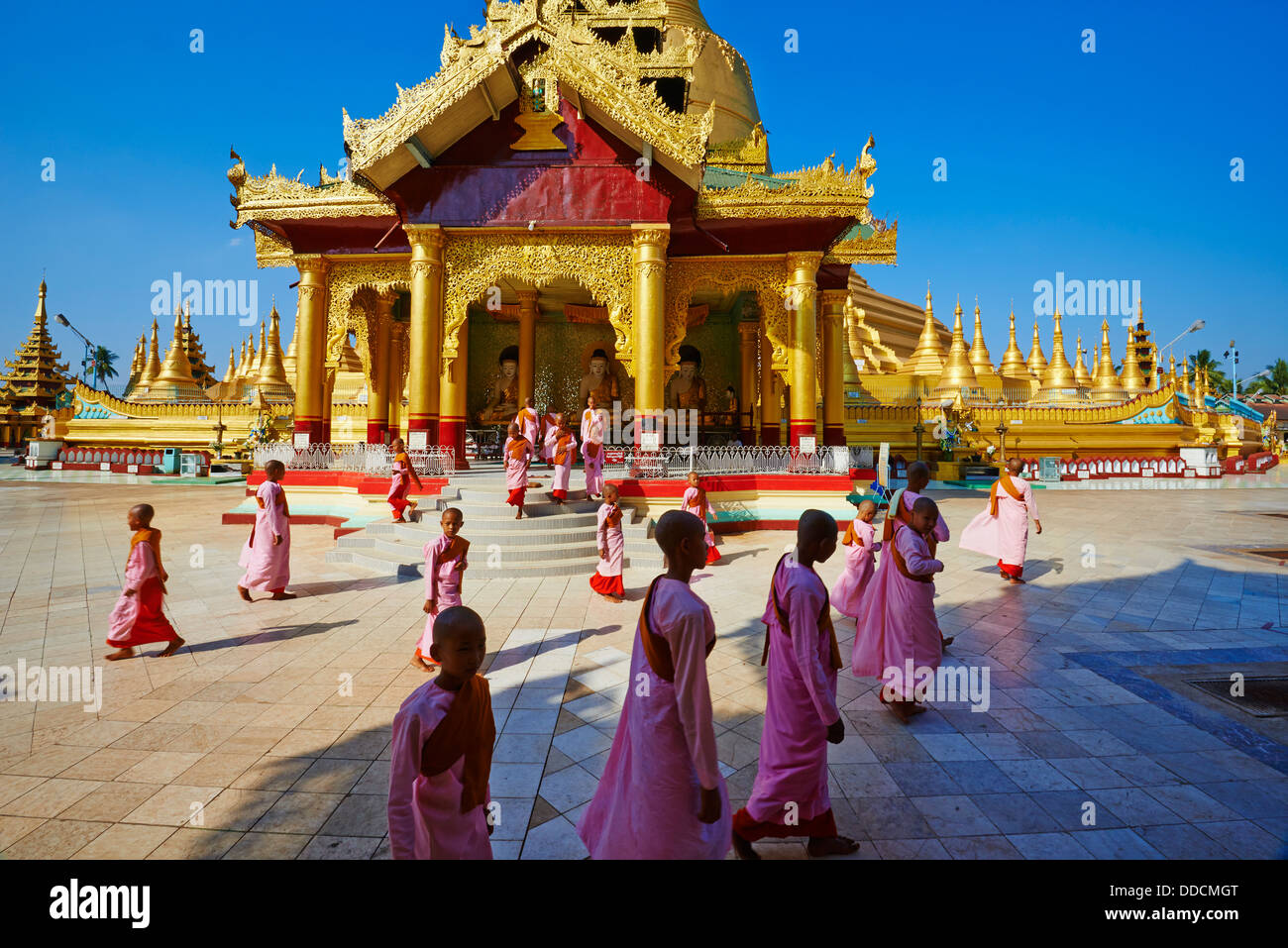 Myanmar (Burma), Pegu or Bago, Shwemawdaw pagoda Stock Photo
