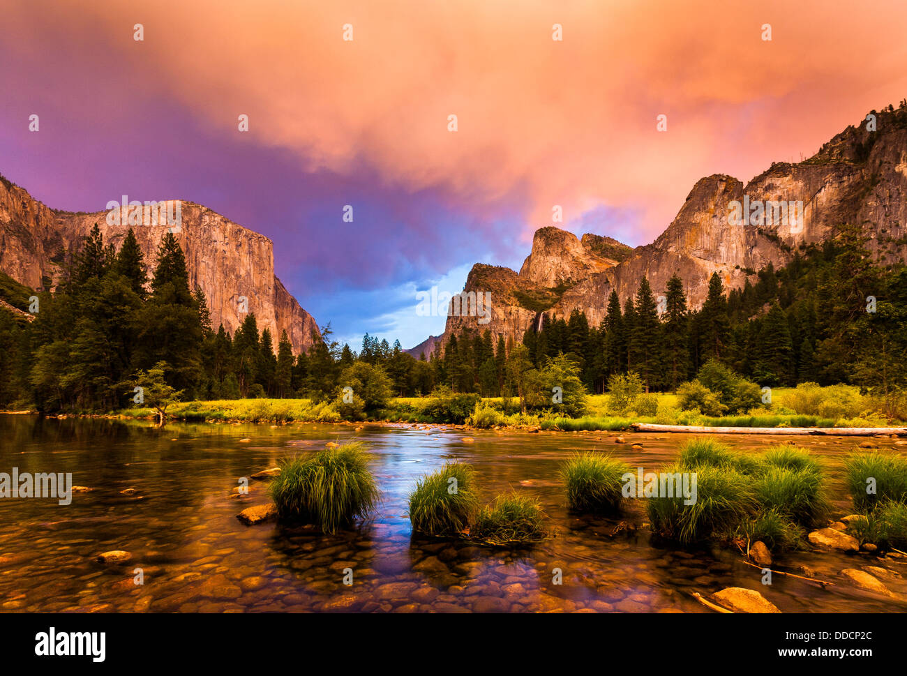 Yosemite National Park - Sunset at Gates of the Valley Stock Photo