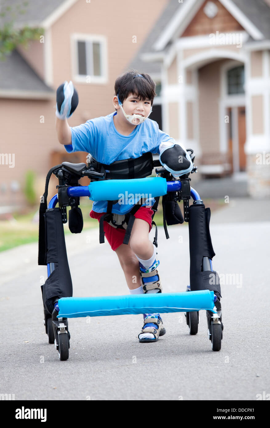 walker for toddlers with disabilities