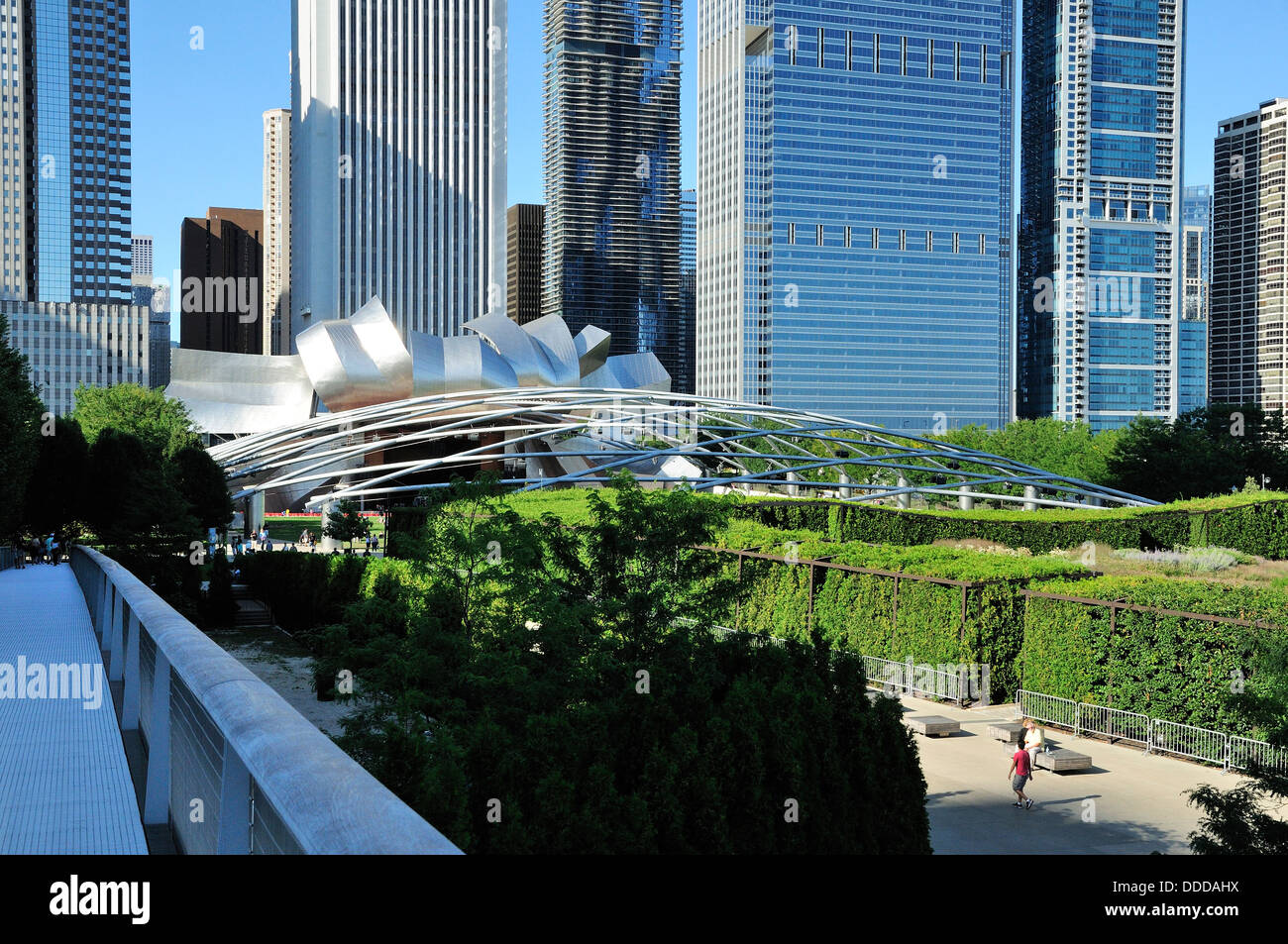 View from Nichols Bridgeway which links the Modern Wing of the Art ...