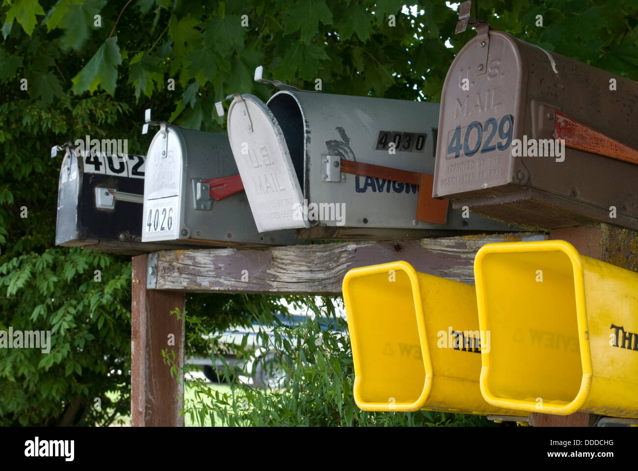 Fedex boxes hires stock photography and images Alamy