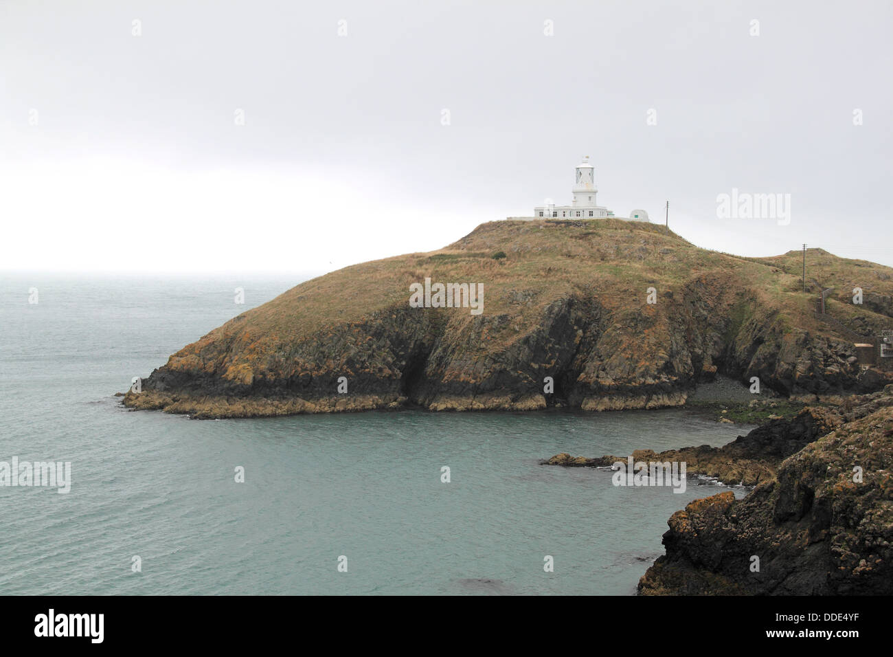 Strumble Head Lighthouse, Pen Caer, Pembrokeshire, Wales, Great Britain
