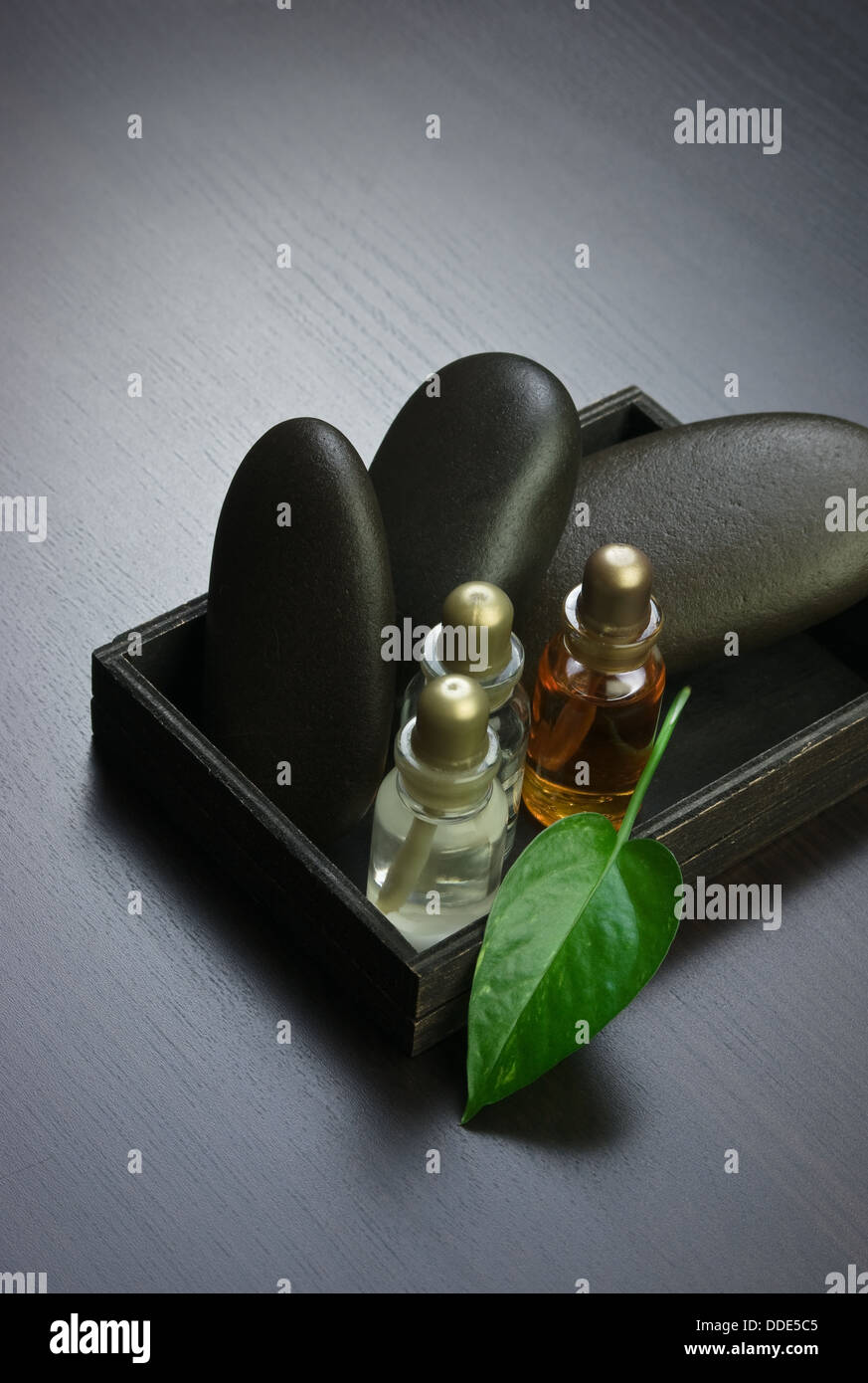 Perfume Oil w/gift Box - No. 4 main image 0
