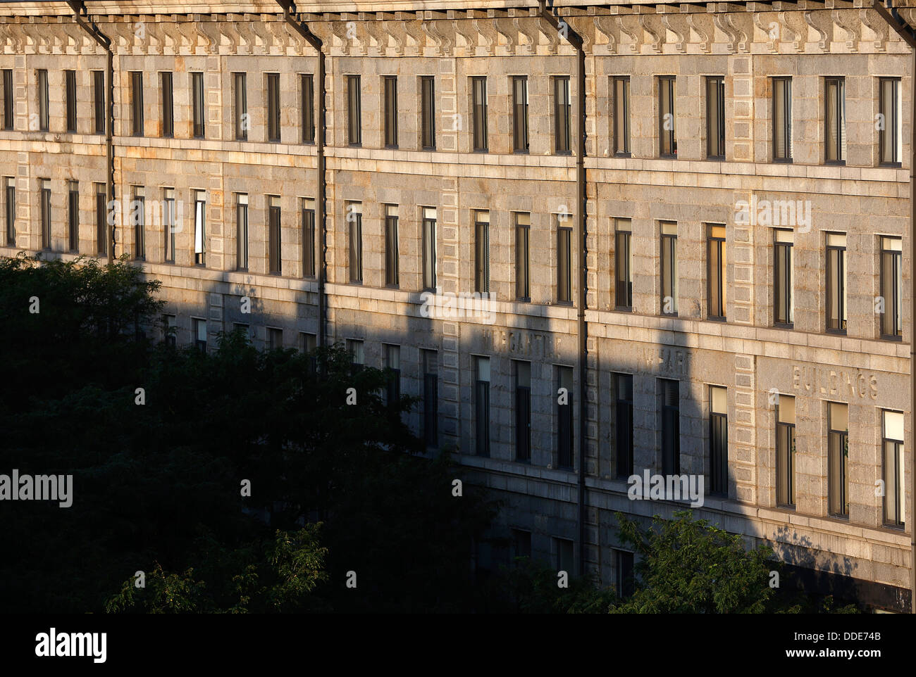 Stone apartment building hires stock photography and images Alamy