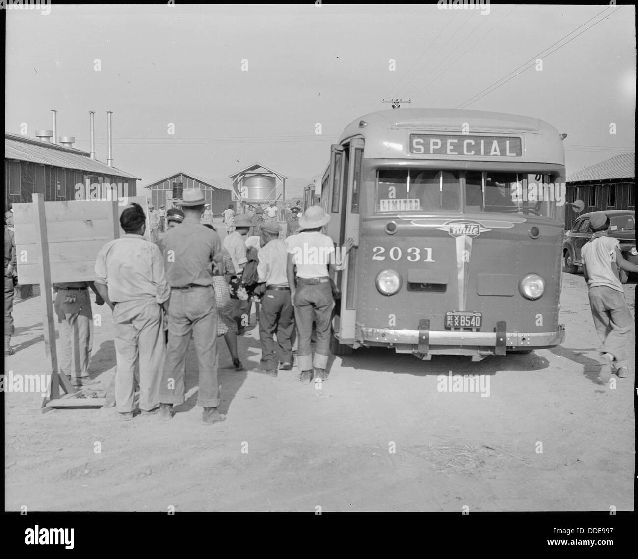 Poston, Arizona. Arrival of Japanese Americans by bus at this War Relocation Authority center from . . . 536311 Stock Photo