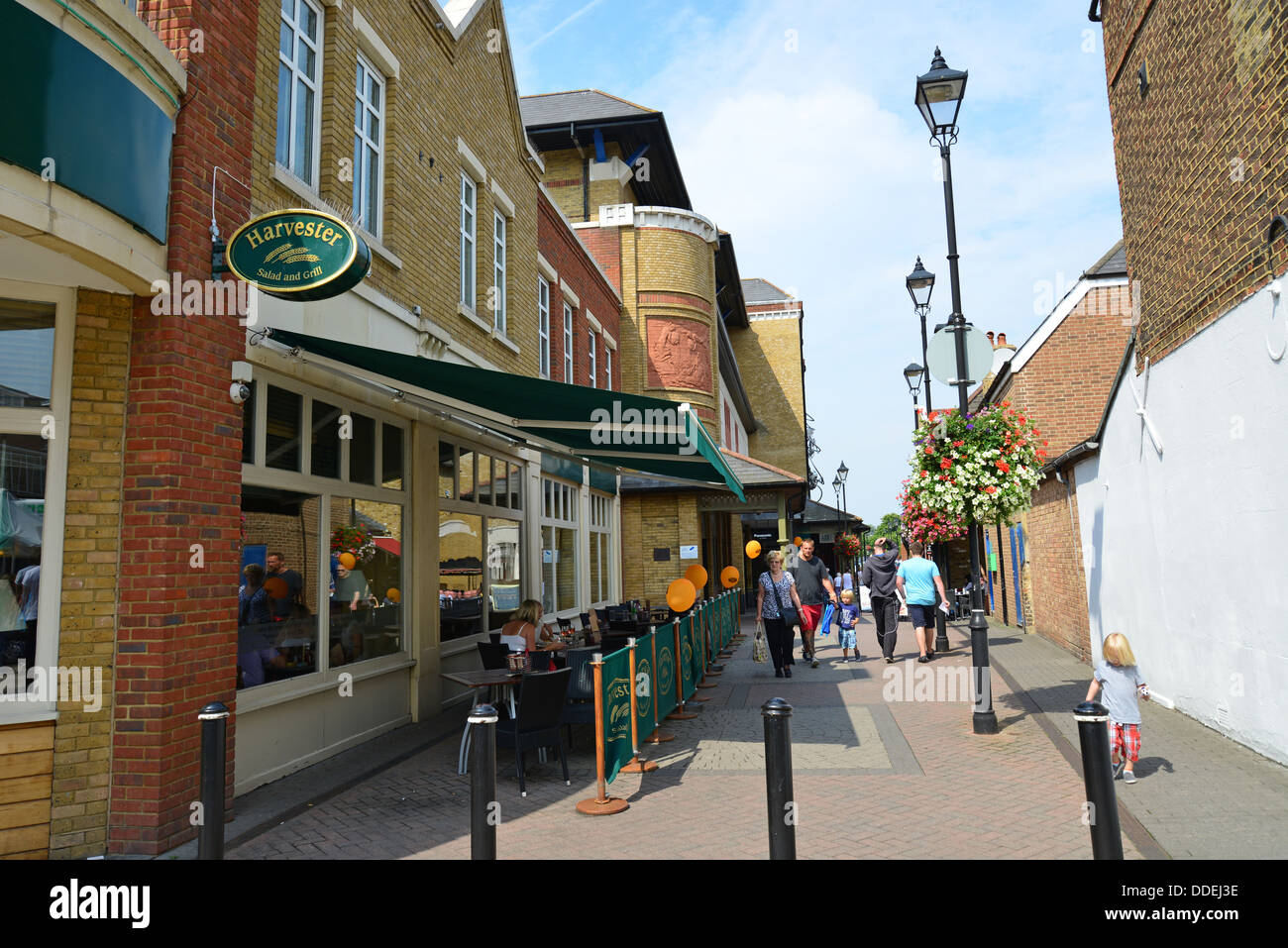 Tilly's Lane, StainesuponThames, Surrey, England, United Kingdom