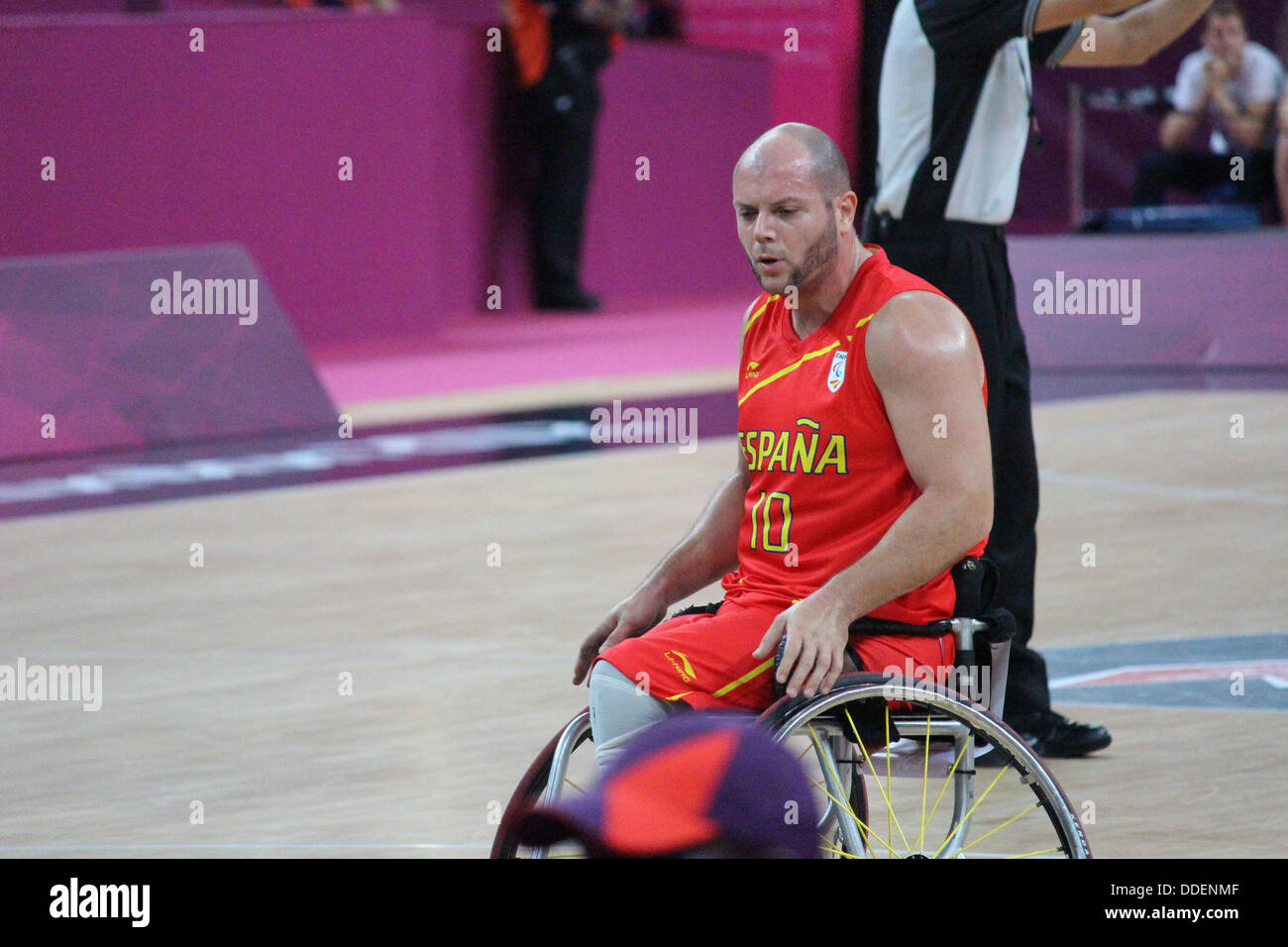 Wheelchair basketball athletes at London 2012 Stock Photo Alamy