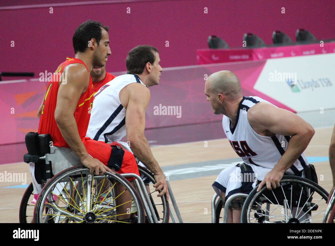 Wheelchair basketball athletes at London 2012 Stock Photo Alamy