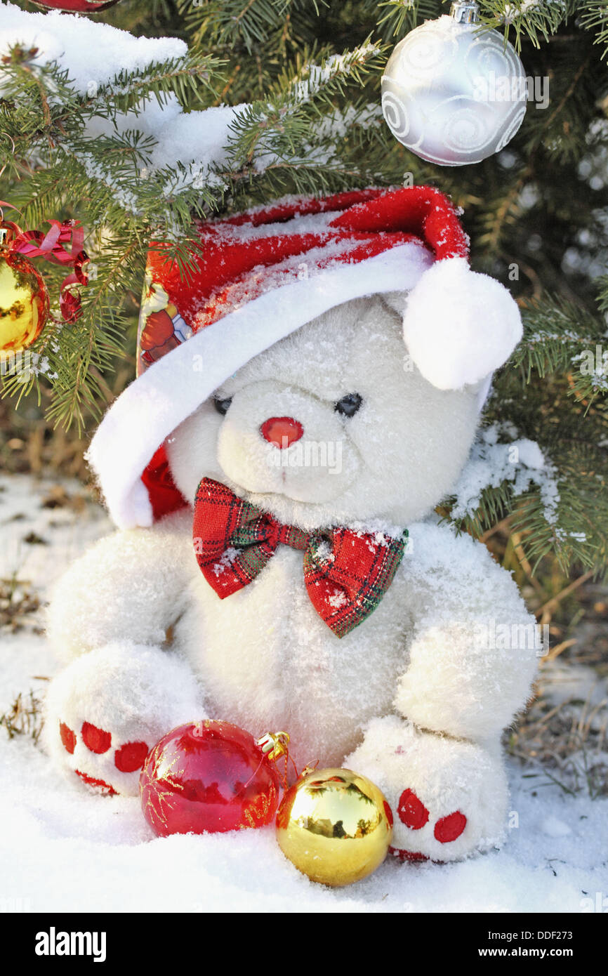 outdoor christmas teddy bear