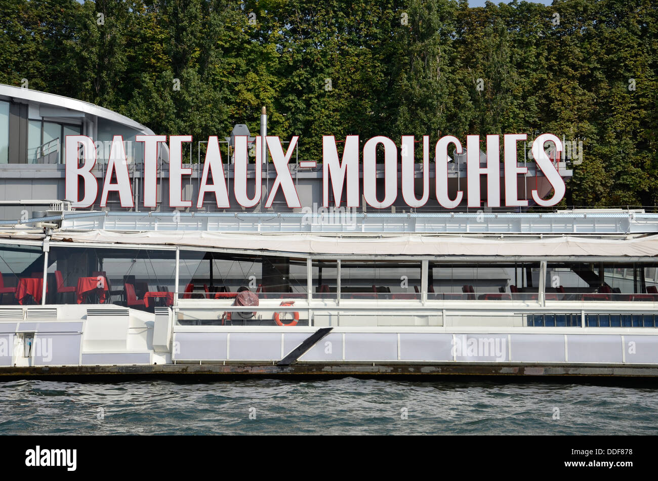 Pier of the bateaux mouches hi-res stock photography and images - Alamy