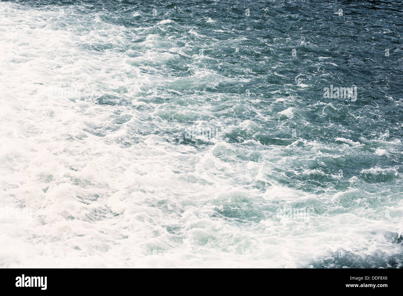 Foamy salt water hi-res stock photography and images - Alamy