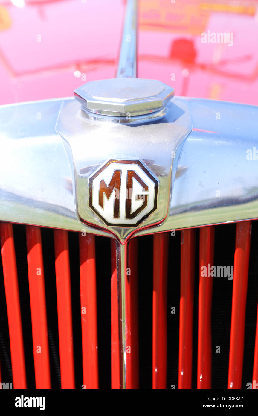 Mg Car Logo High Resolution Stock Photography and Images Alamy