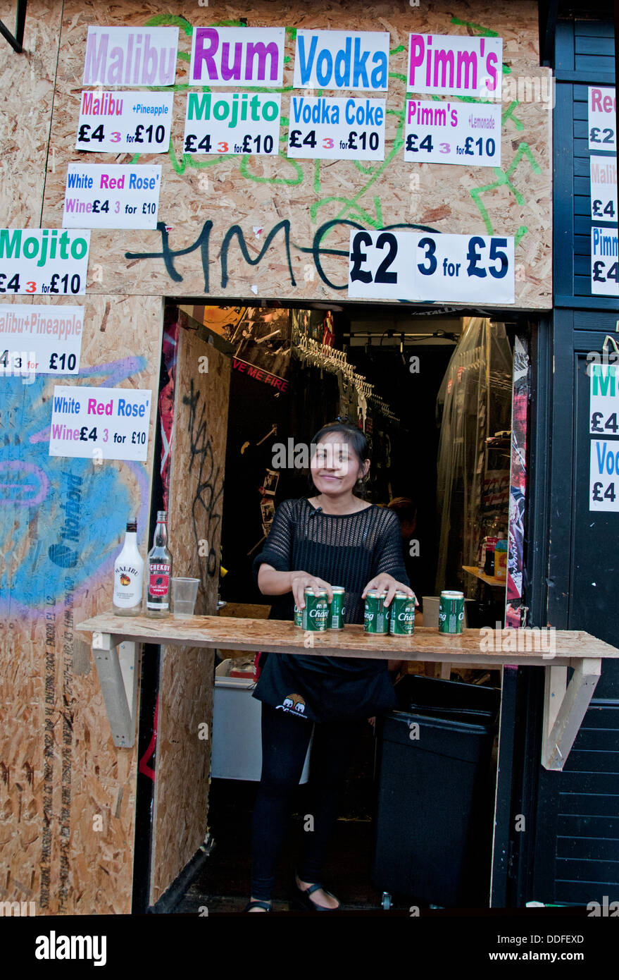Pop up shop selling drinks and alcohol during notting Hill Festival Stock Photo