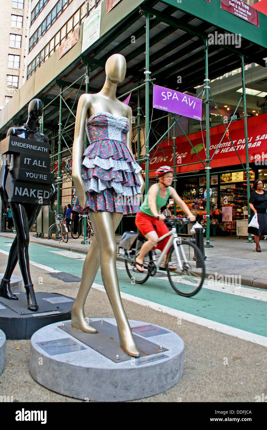 mannequins, Broadway, Manhattan, New York, USA Stock Photo Alamy