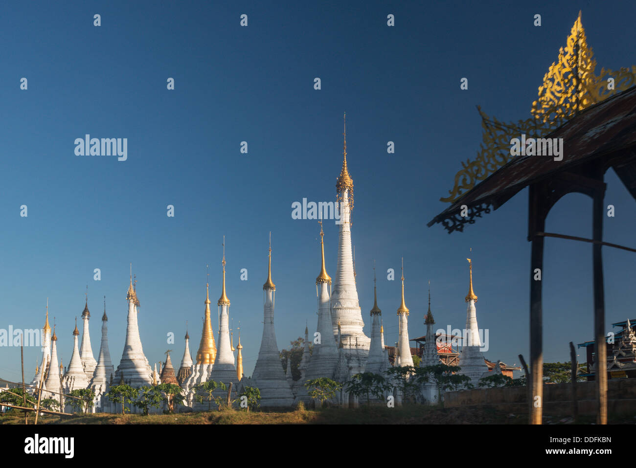 Shwe Inn Tain Buddha Pagoda Inle Lake Burma Stock Photo