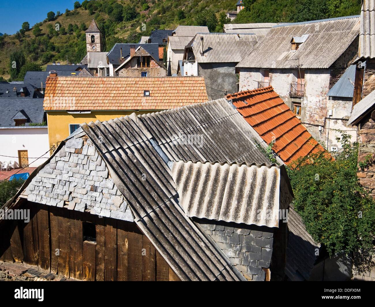 Chamfered corner hi-res stock photography and images - Alamy