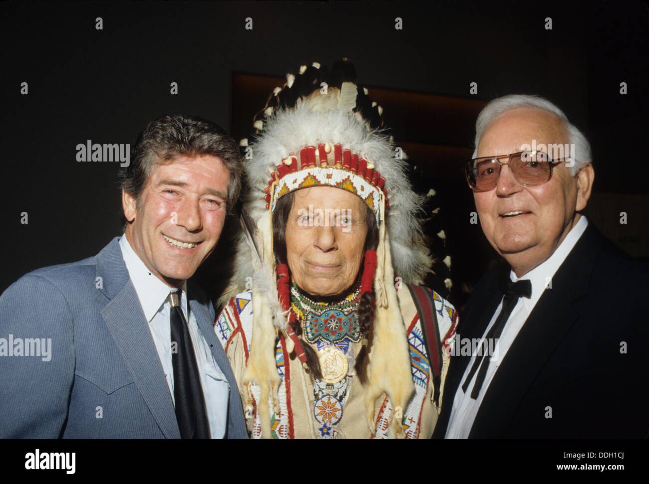 IRON EYES CODY with Terry Wilson Robert Fuller.f7714.(Credit Image