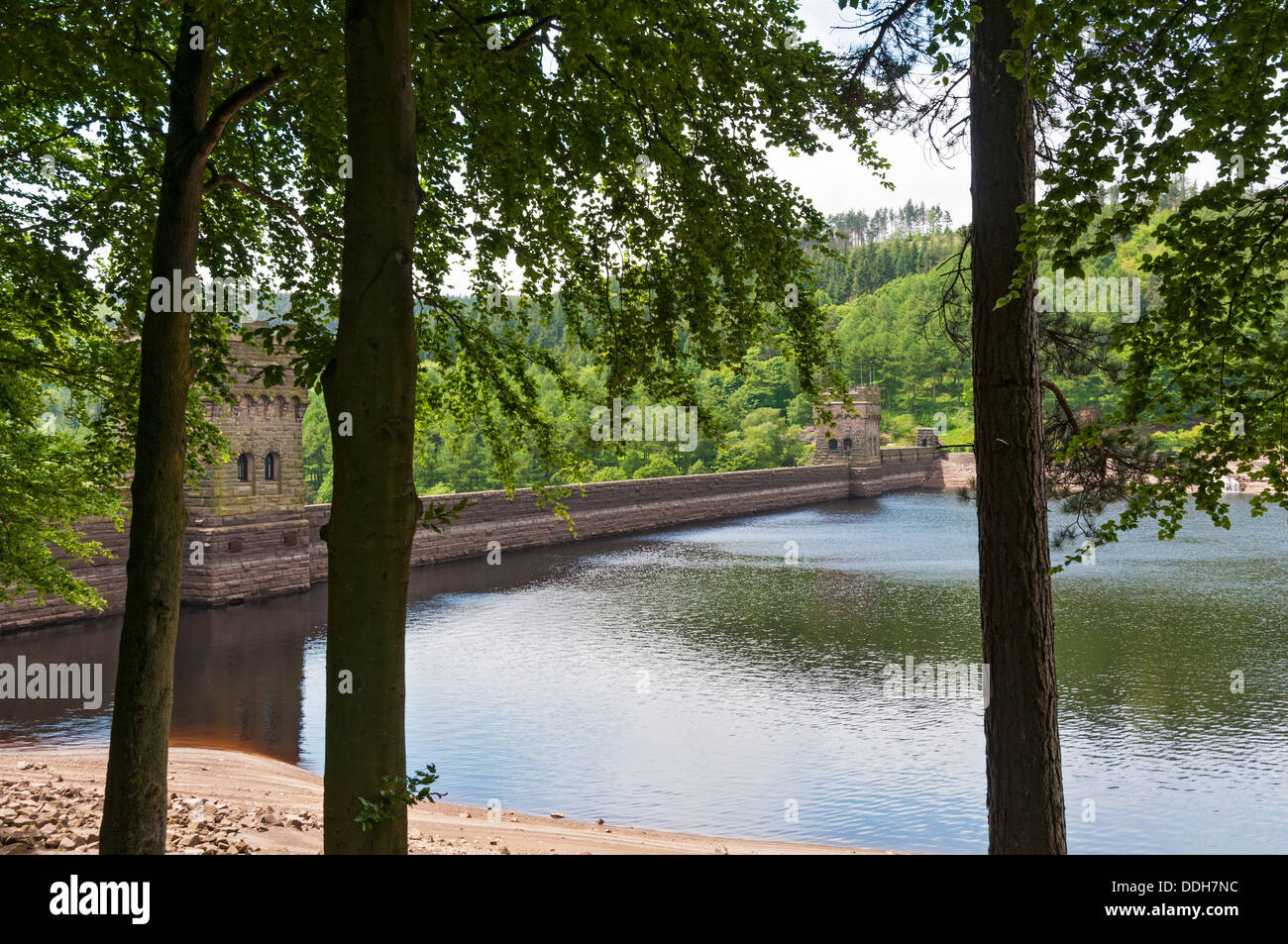 England, Derbyshire, Peak District, Derwent Dam, location of practice runs for WWII 'Dam Busters' bombing raids Stock Photo