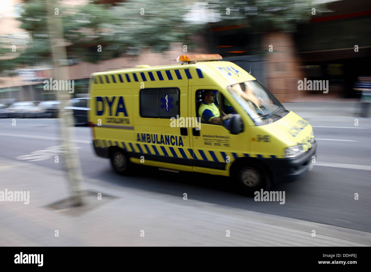 Ambulance overtaking hires stock photography and images Alamy