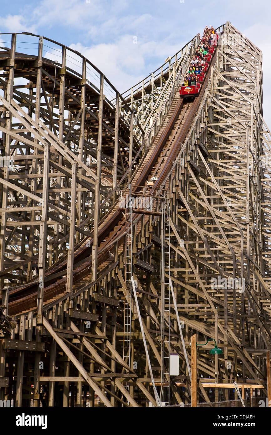 The Mean Streak roller coaster is pictured in Cedar Point amusement park in  Sandusky, Ohio Stock Photo - Alamy