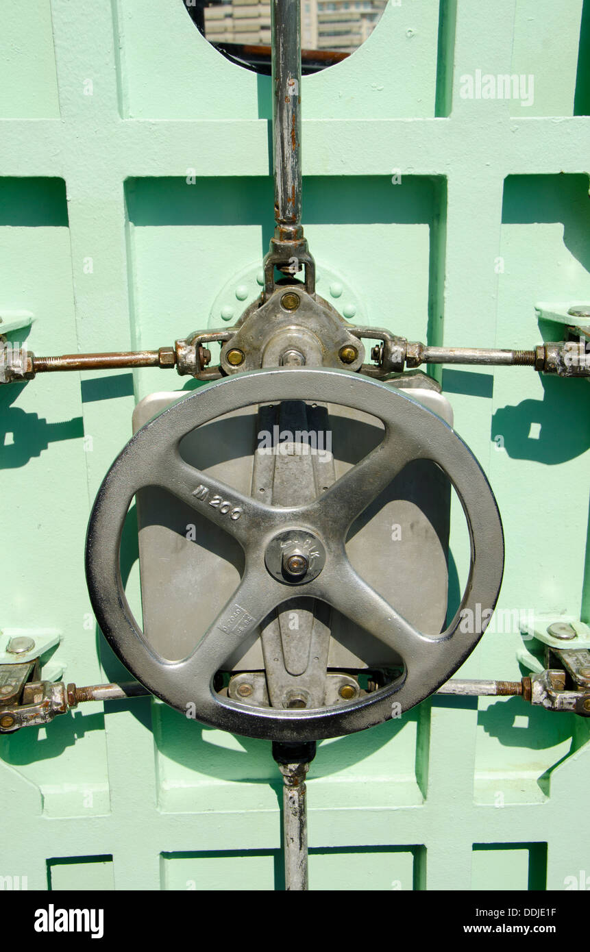 Ship door lock hires stock photography and images Alamy