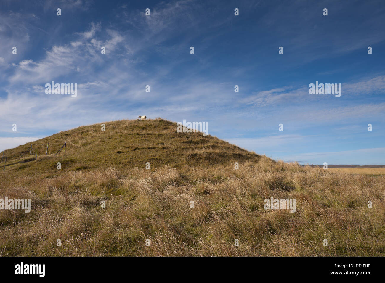 Maeshowe chambered cairn, a prehistoric site in Orkney, Scotland UK Stock Photo