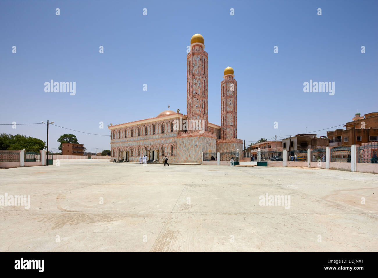 Khalifa Ababacar Sy Mosque Tivaouane Senegal Africa Stock Photo Alamy khalifa-ababacar-sy-mosque-tivaouane-senegal-africa-stock-photo-alamy