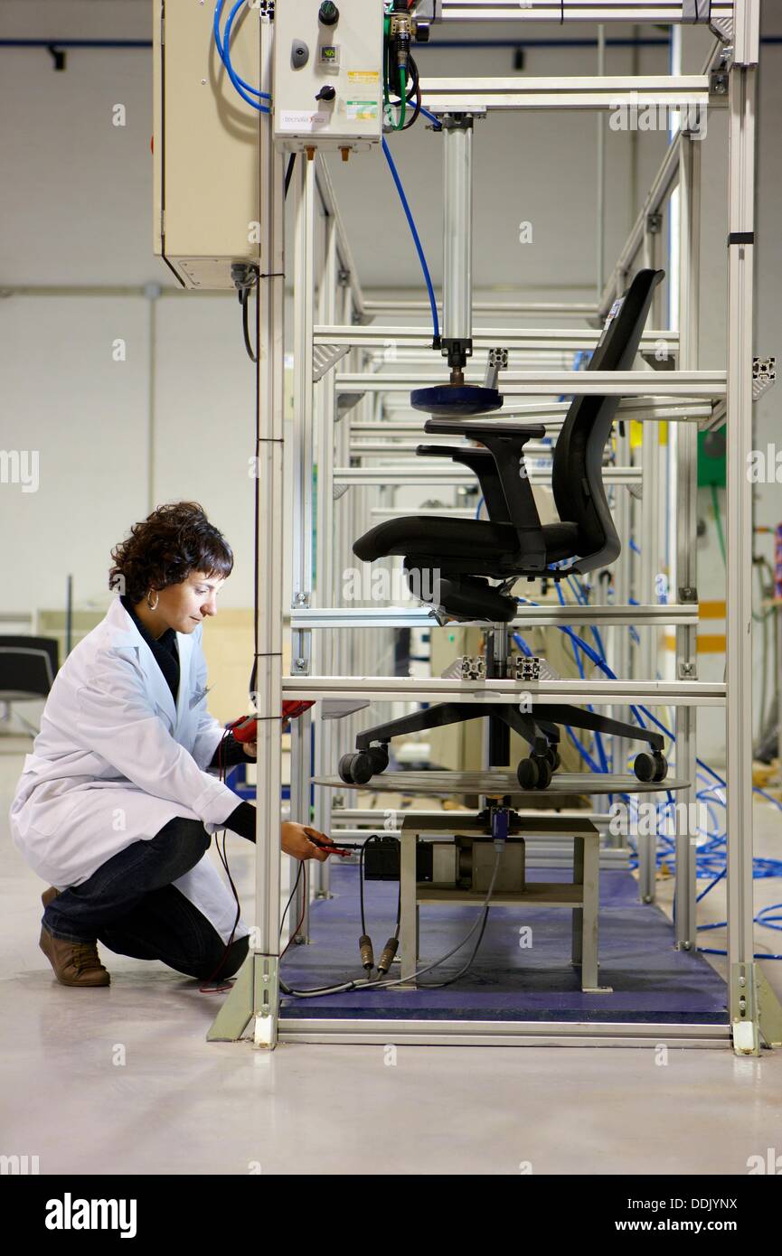 Test on office chair, homologation of furniture, Technology Research