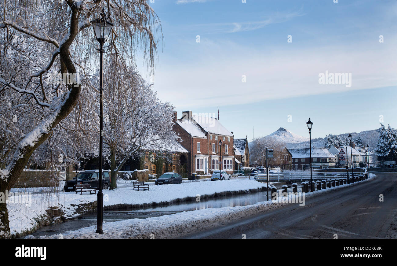 Ayton road hires stock photography and images Alamy