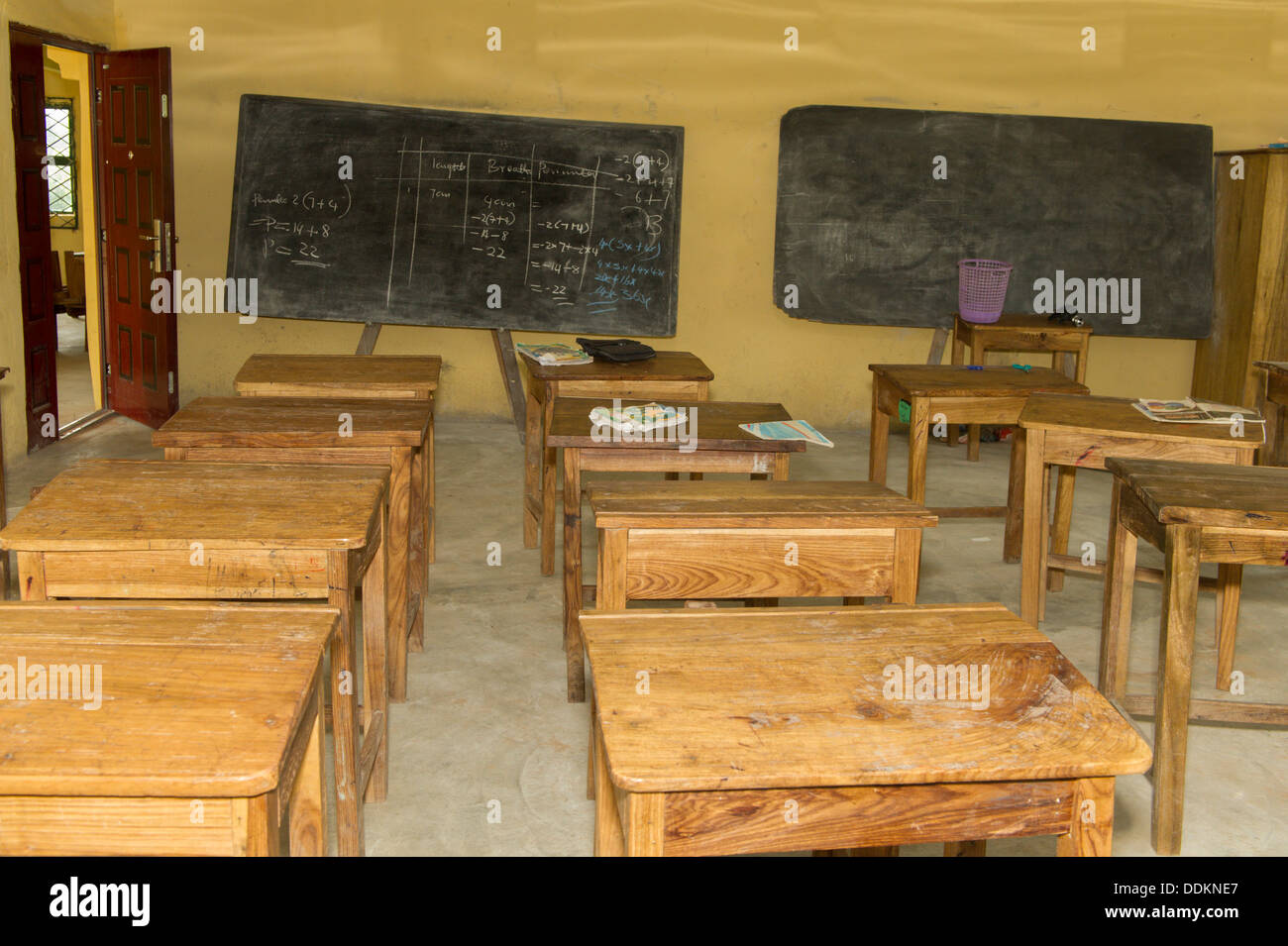 Nigeria classroom hires stock photography and images Alamy