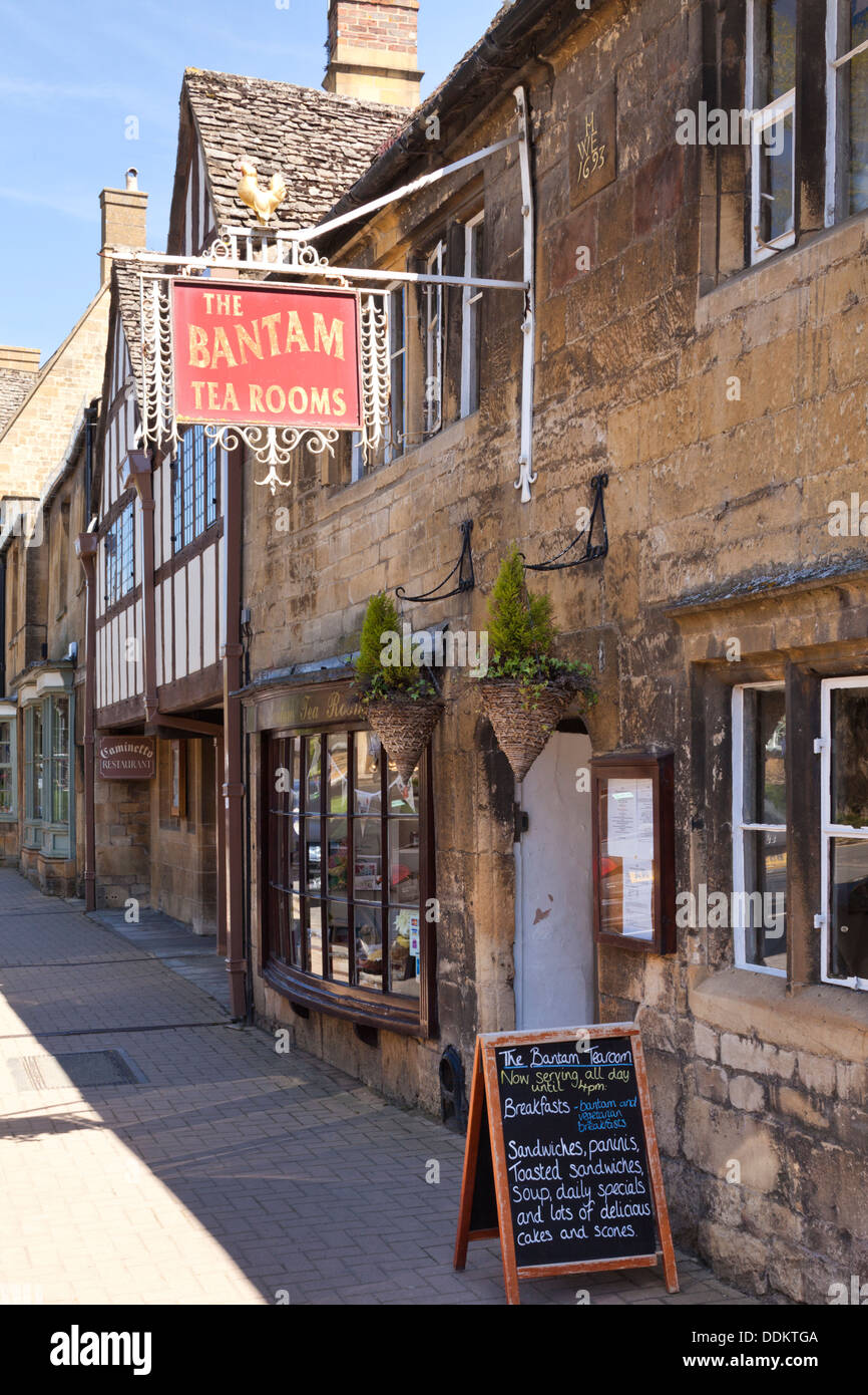 The High Street in the Cotswold town of Chipping Campden, Gloucestershire UK Stock Photo