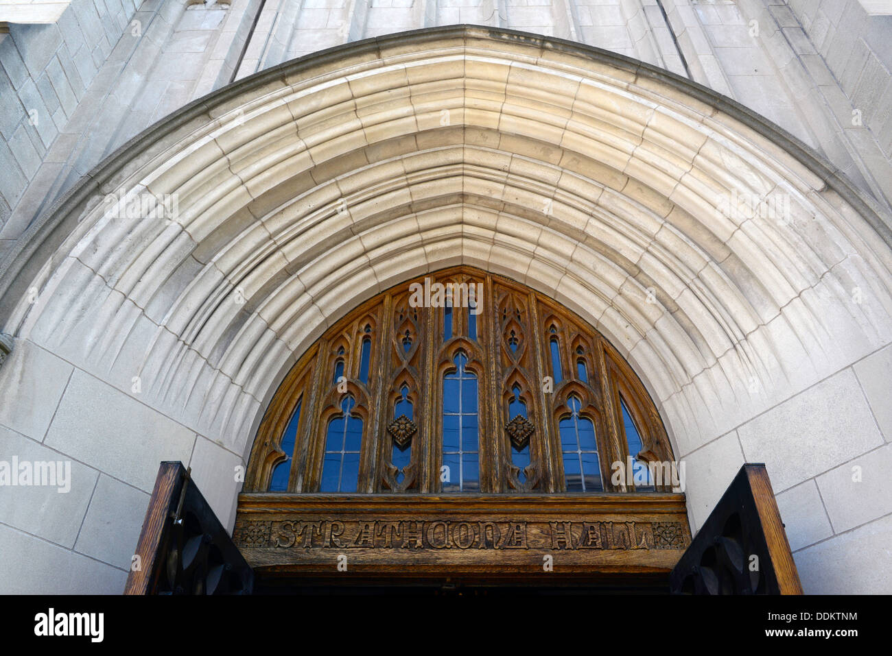 Entrance to Yale University's Sheffield Sterling Strathcona Hall, SSS. Stock Photo