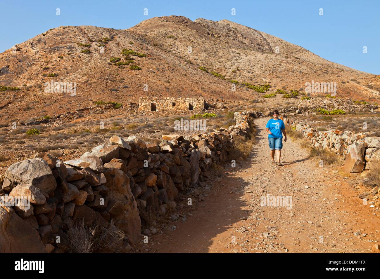 Camino de la Montaña Sagrada de Tindaya Pueblo Tindaya Fuerteventura, Las Palmas, Canary Islands Camino de la Montaña Sagrada de Tindaya Pueblo Tindaya Fuerteventura, Las Palmas, Canary Islands