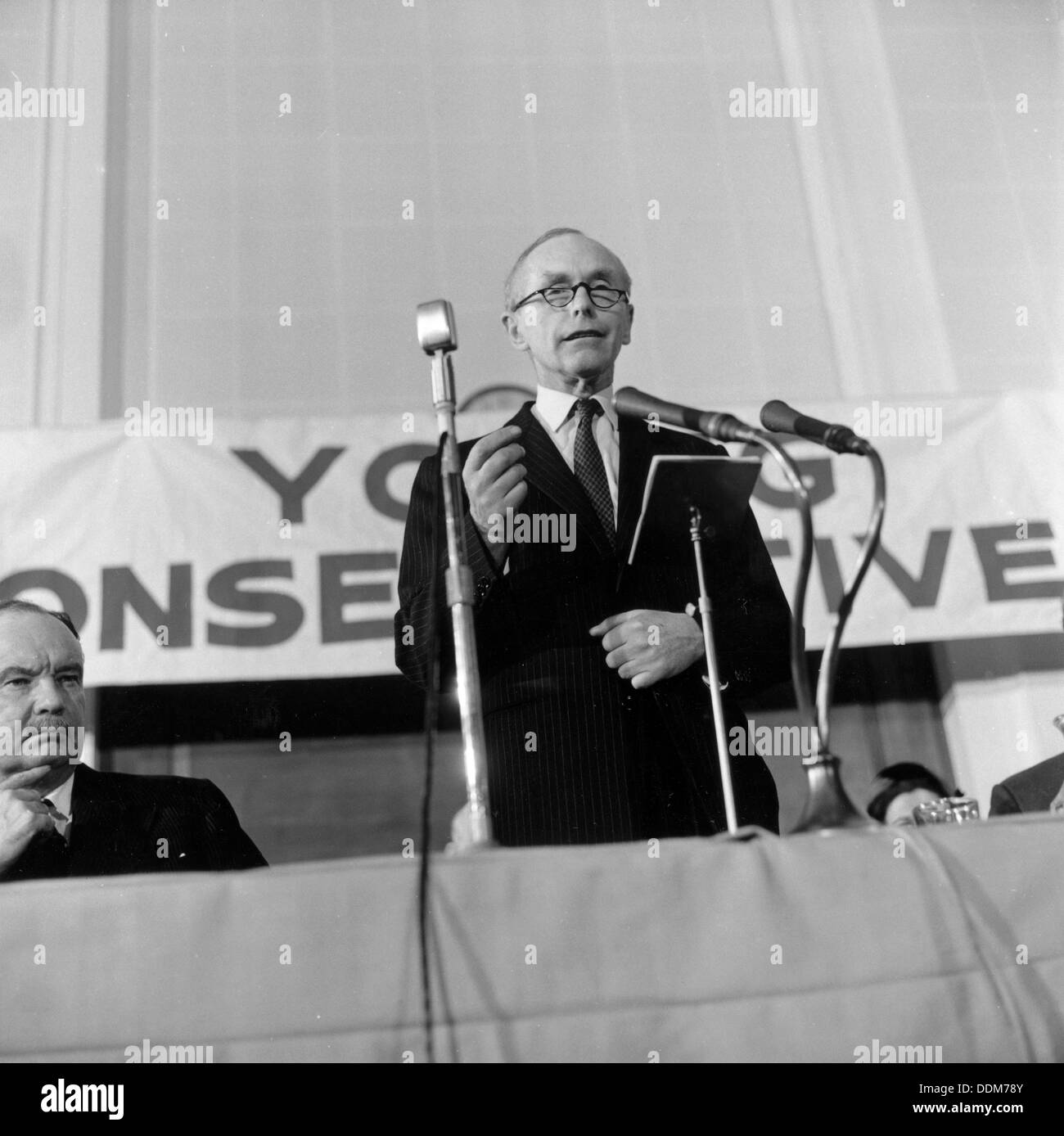 Conservative Prime Minister, Sir Alec Douglas-Hume, 1964. Artist: Henry Grant Stock Photo