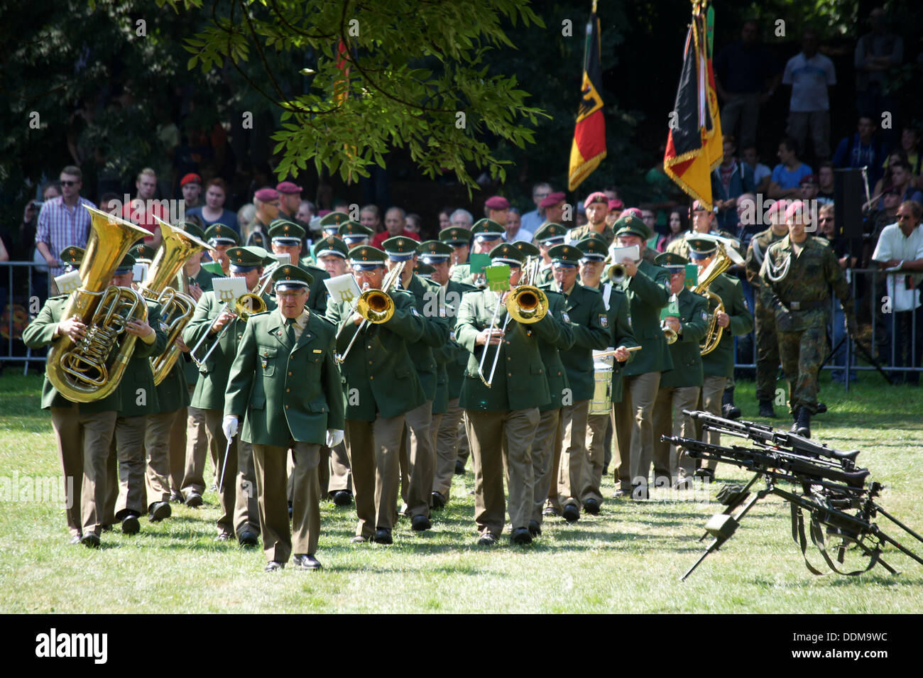 During the solemn vow of recruits of the Airlanding Brigade 26, took the Police Band of Saarland the musikcal part, play marches and the German national anthem Stock Photo