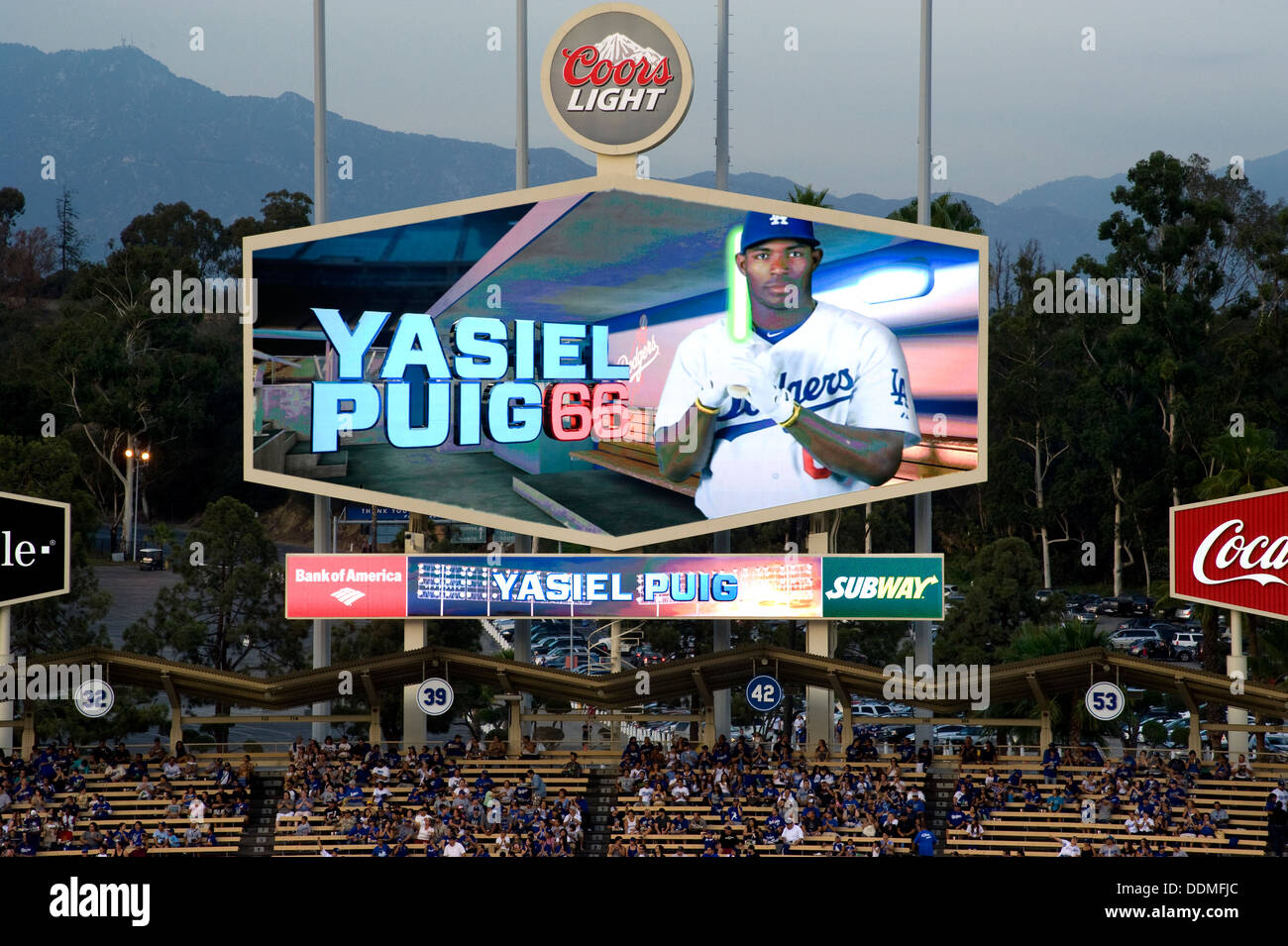 Dodger stadium fans hi-res stock photography and images - Alamy