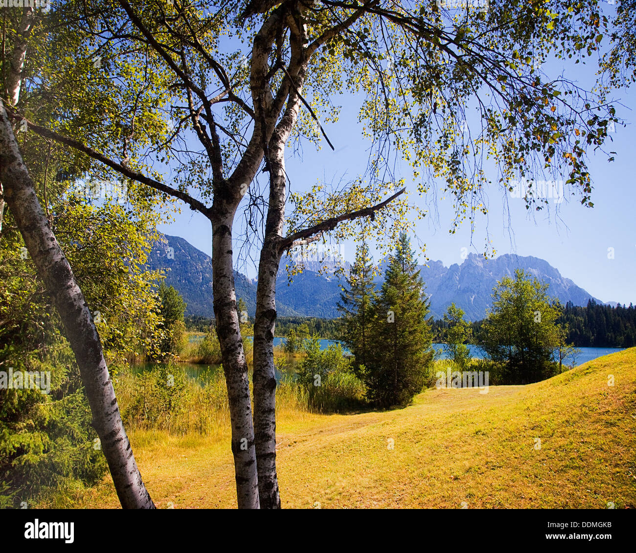 DE - BAVARIA: Lake Barmsee near Kruen with Karwendel mountains in background Stock Photo