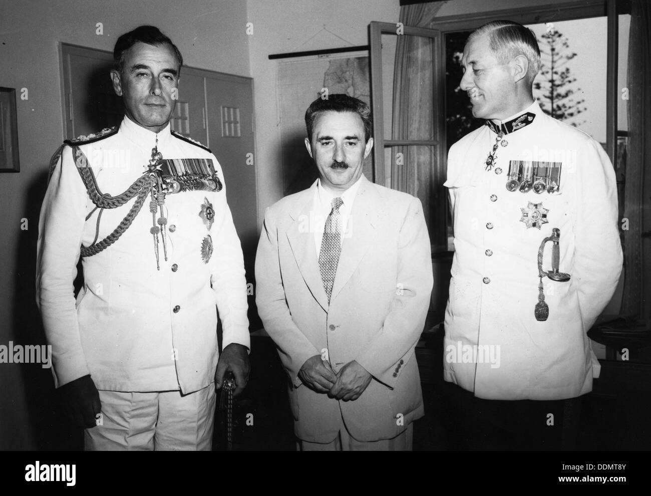 Lord Mountbatten (1900-1979), Viceroy of India, with Moshe Sharett (1894-1965), PM of Israel, 1952. Artist: Unknown Stock Photo