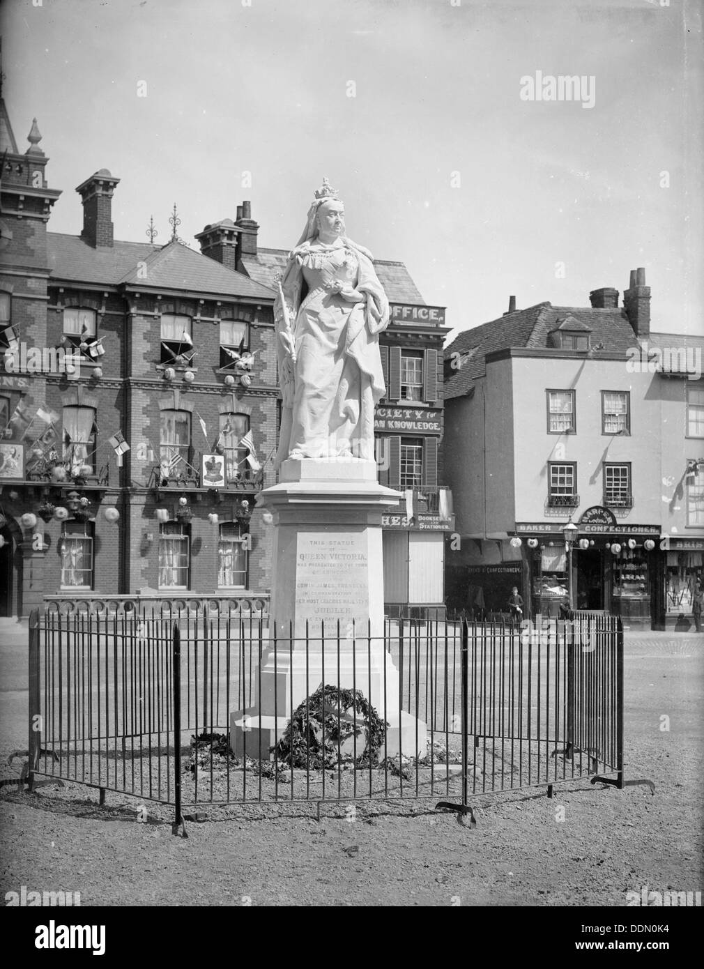 Queen Victoria Statue, Market Place, Abingdon, Oxfordshire, 1887. Artist: Henry Taunt Stock Photo