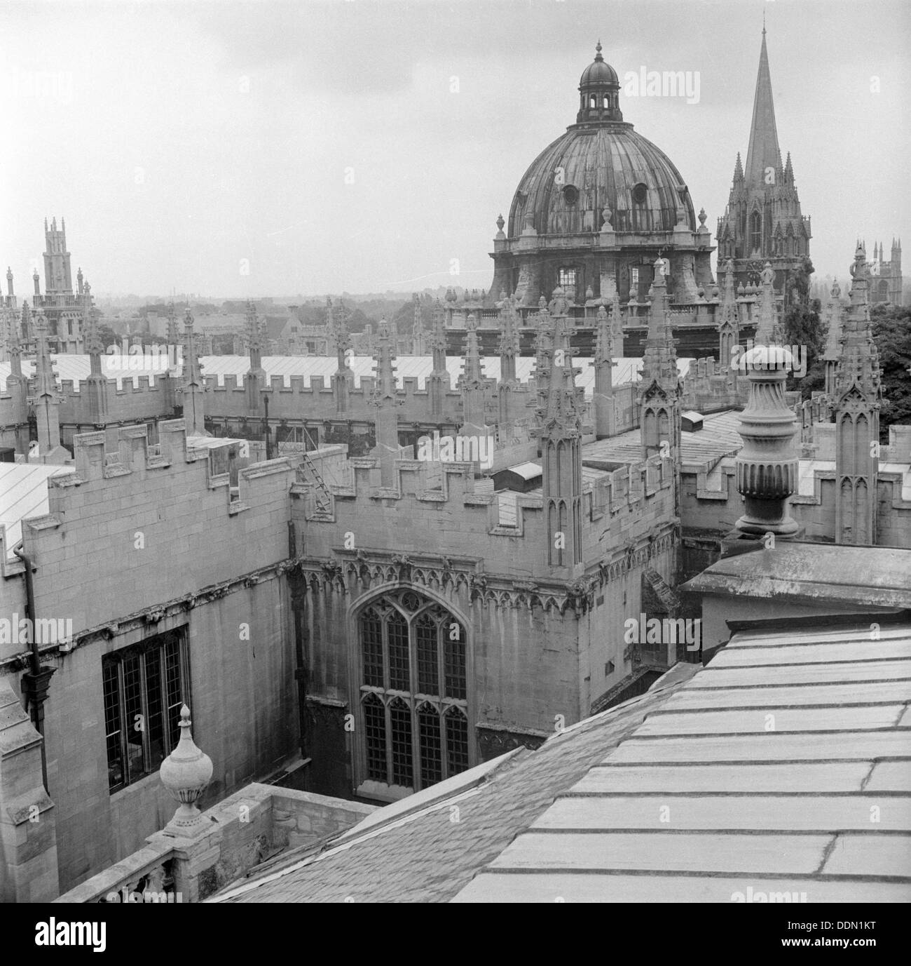 Rooftops of Oxford, 1945-1980. Artist: Eric de Maré Stock Photo