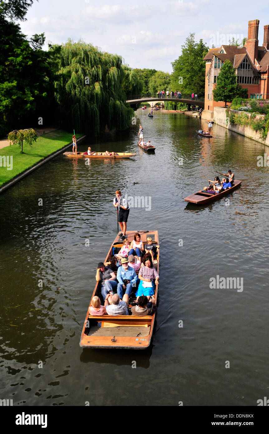 Punters on River Cam in Cambridge, UK Stock Photo