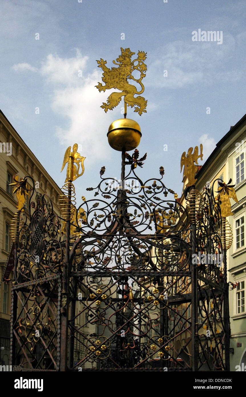 Gilded Railing Gilded insignia hi-res stock photography and images - Alamy