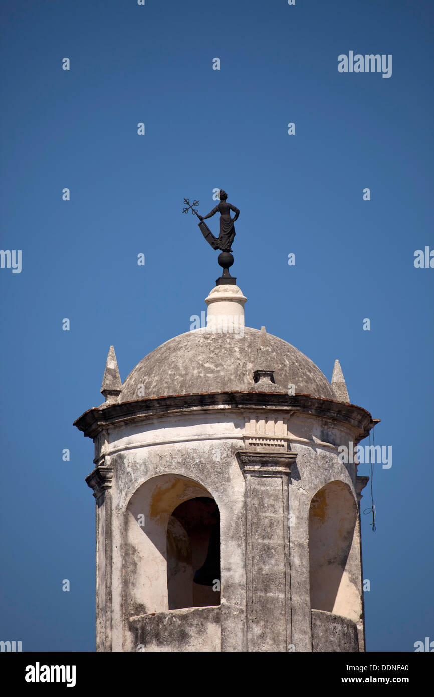 watchtower with weathervane La Giraldilla of the fortress Castillo de la Real Fuerza in the old town of Havana, Cuba, Caribbean Stock Photo