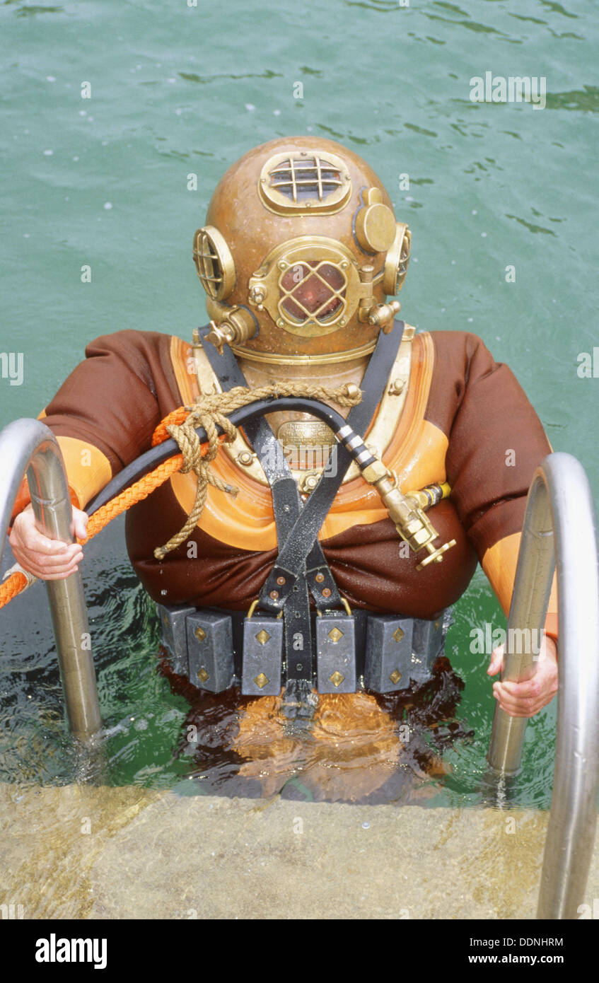Old time divers helmet and suit Stock Photo Alamy