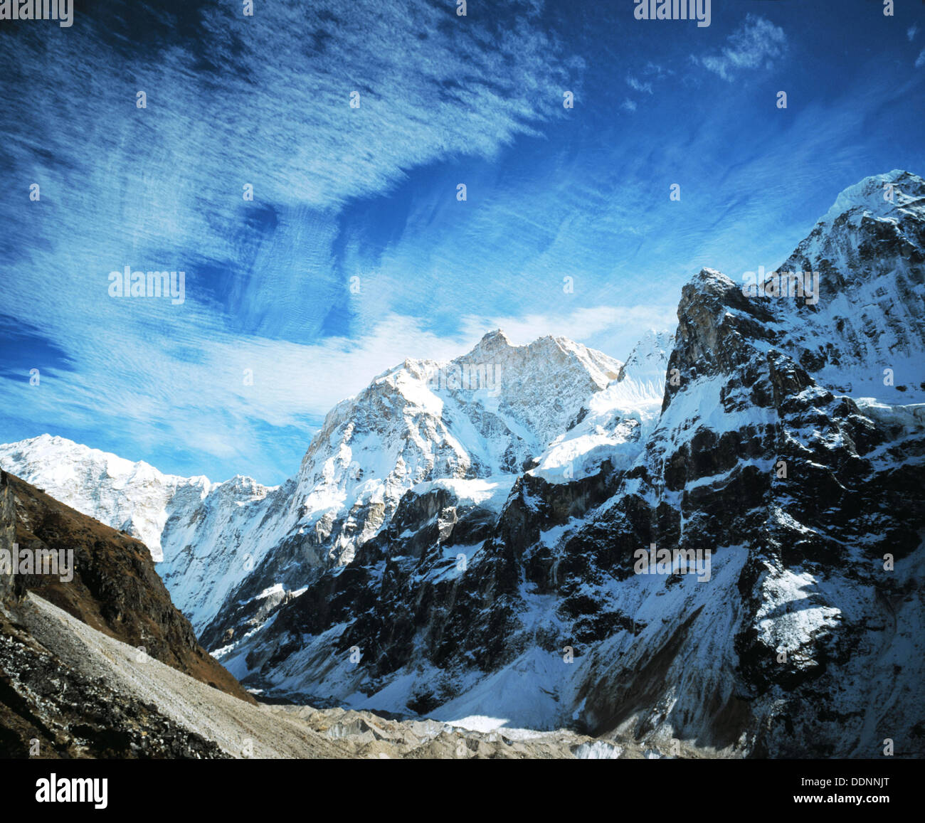 Jannu hi-res stock photography and images - Alamy
